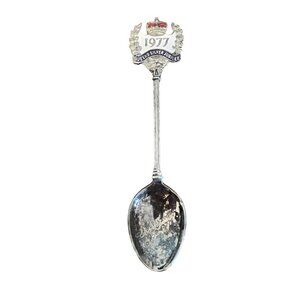 Vintage Exquisite Ltd 1952-1977 Queen Elizabeth II  silver Jubilee Spoon